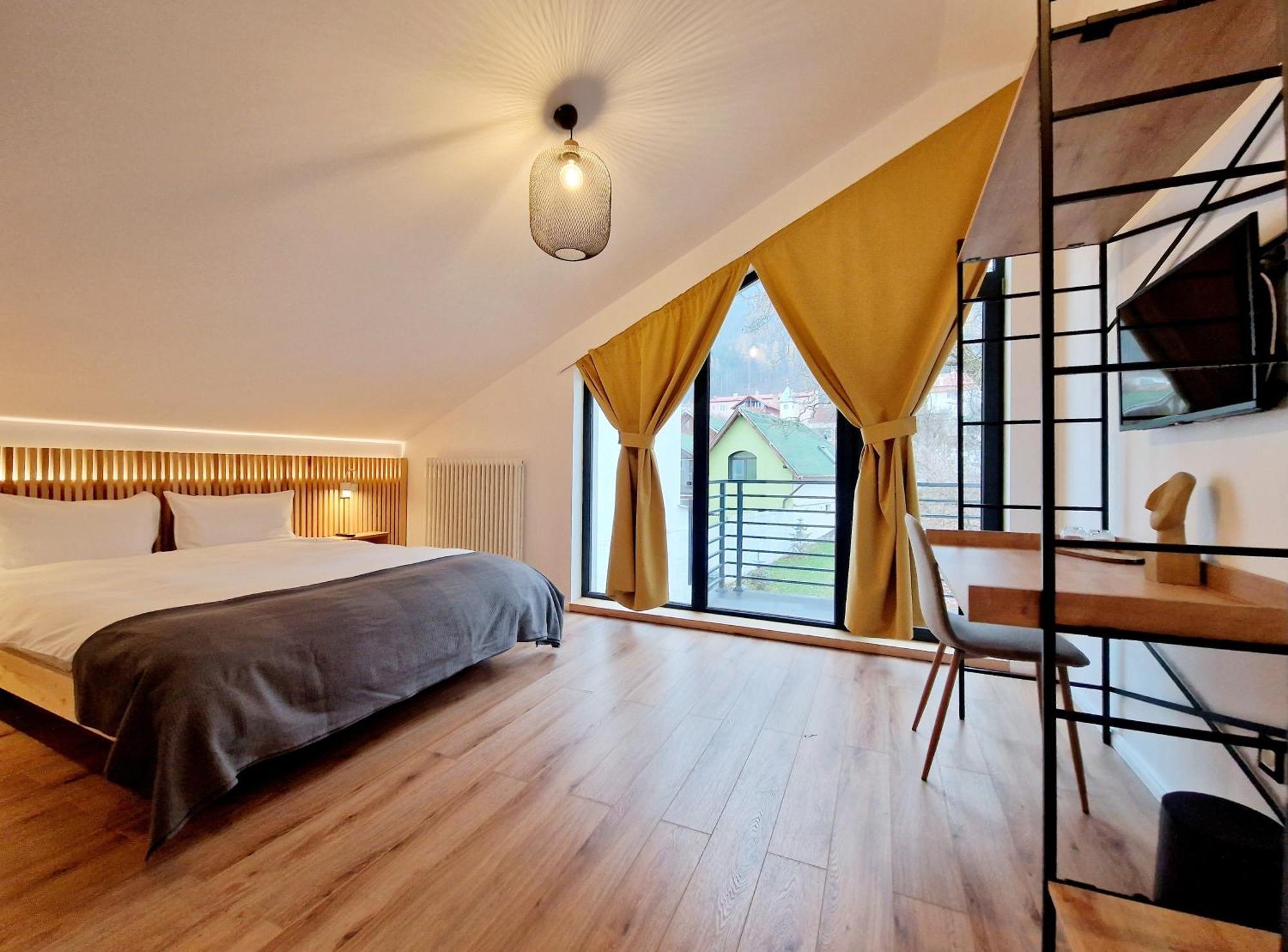 Ra House Hotell Braşov Exteriör bild
